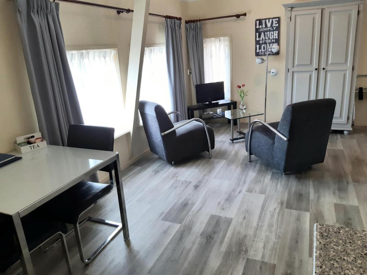 Logement 'De Witte Klok' Oude Bildtzijl Dış mekan fotoğraf